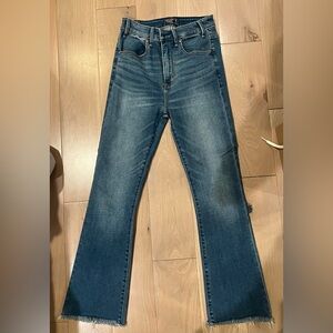 Abercrombie Kick Fit Flare Cropped Ankle Jeans Size 26